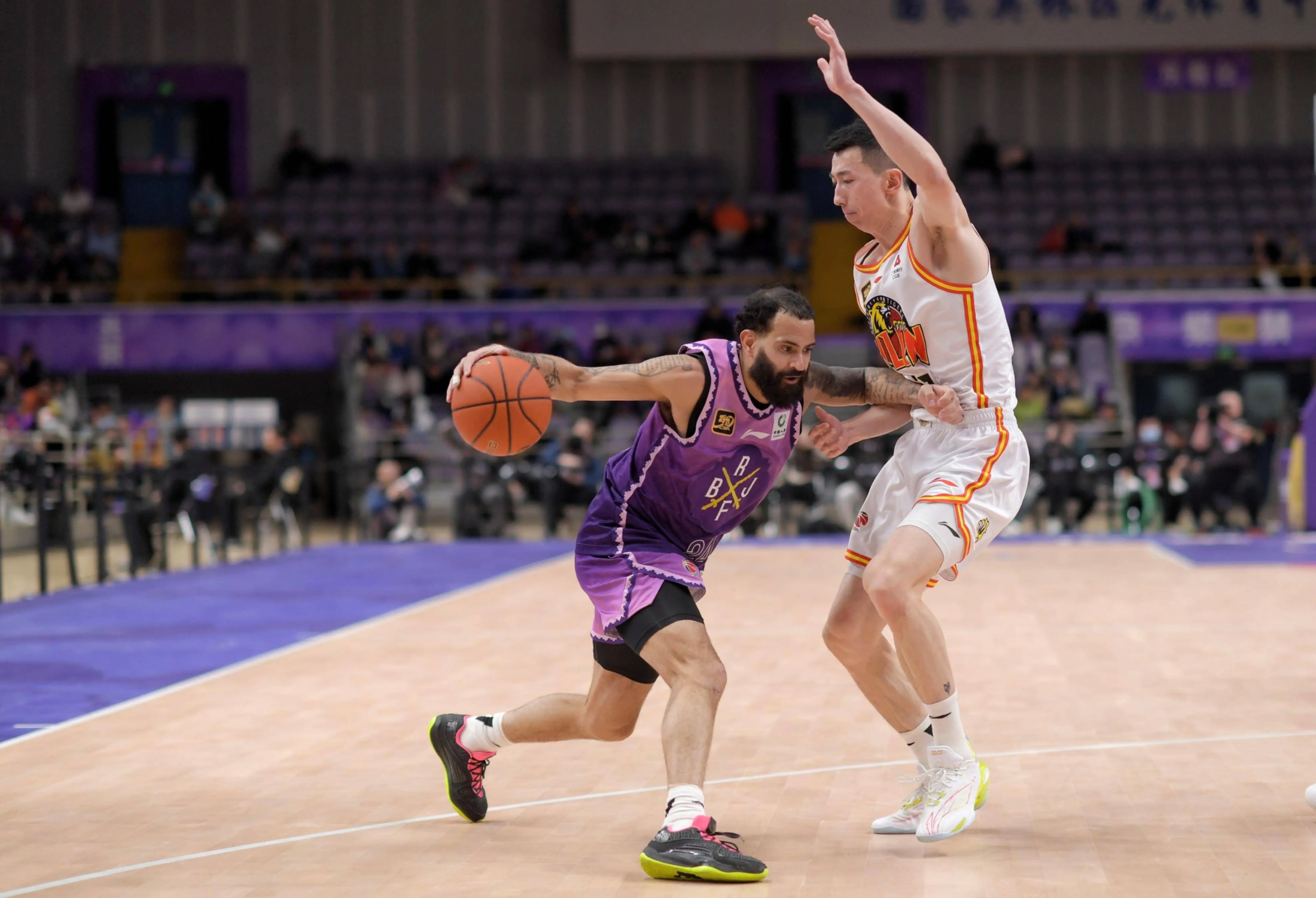 开云体育-山东男篮冲刺阶段刷新队史纪录，志在NBA季后赛名次提升，态度坚定，纪律约束更严格的简单介绍