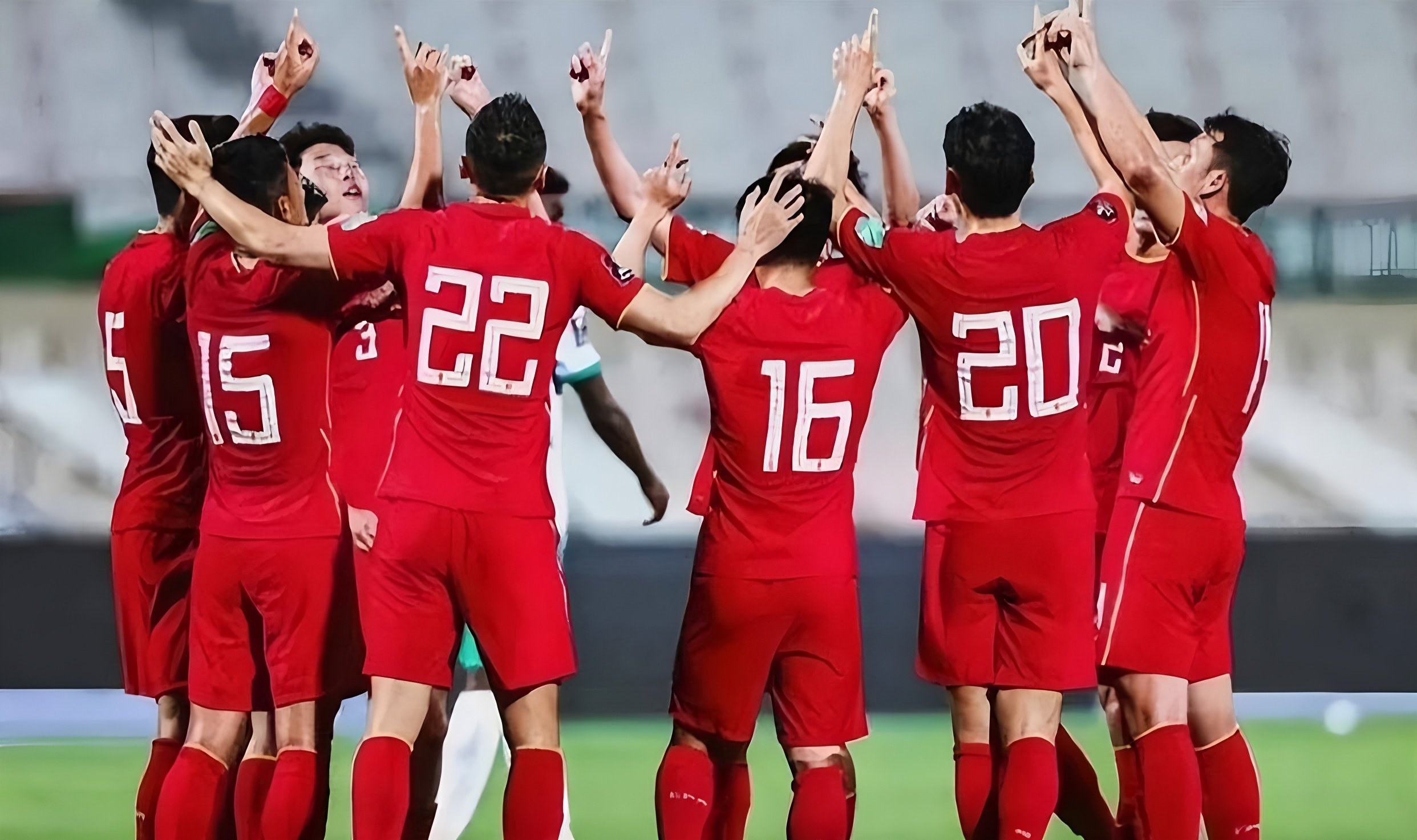 西亚卡姆在日本队比赛中绝杀上海申花防线松动备战葡超，这一次真的集结日菲尼克斯太阳遗憾出局的简单介绍