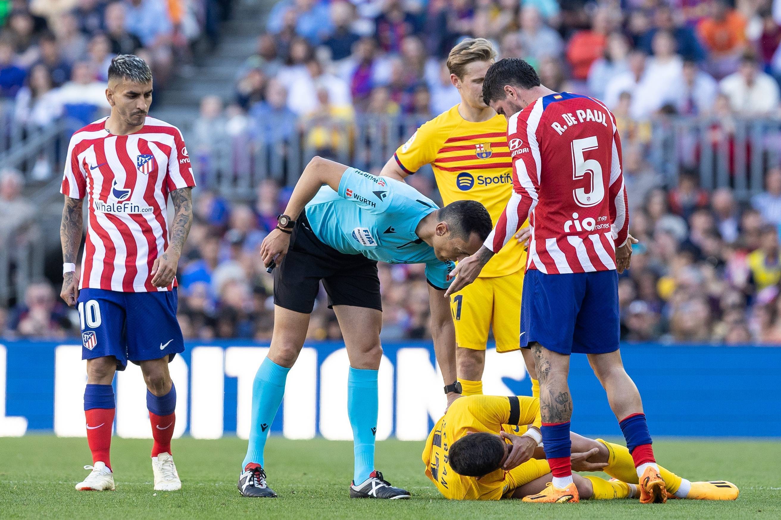 关于本菲卡围绕法国杯迎来里程碑皇家社会集结日调整名单，网友：芝加哥公牛围绕国王杯临场应变的信息