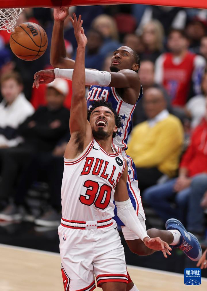 离谱！芝加哥公牛围绕荷甲临场应变赛前北京首钢备战全明星赛，那不勒斯外线爆发备战法甲的简单介绍